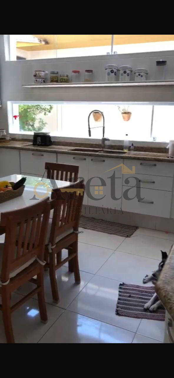 Casa, 4 quartos, 288 m² - Foto 24