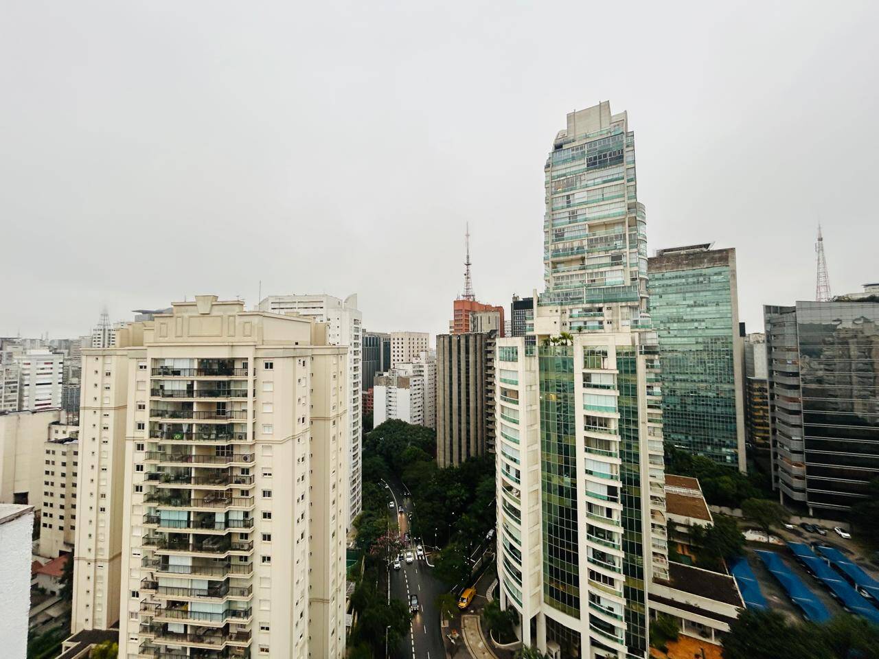 Apartamento, 3 quartos, 154 m² - Foto 2